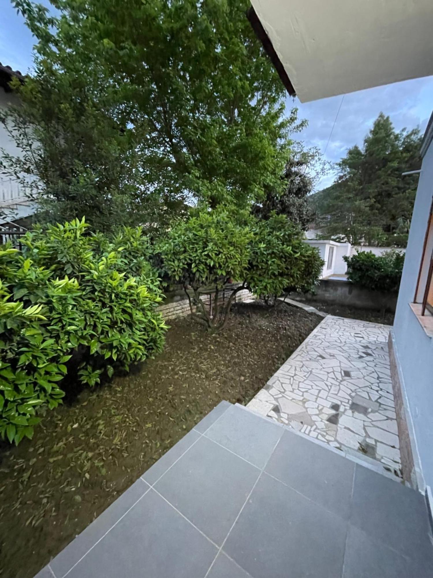 Vila At Berat Exterior foto